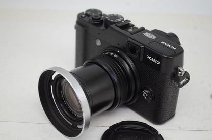 美品 FUJIFILM フジフィルム X20 デジタルカメラ ブラック 純正フード 元箱付 250930ae