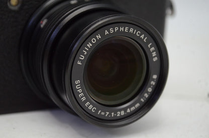 美品 FUJIFILM フジフィルム X20 デジタルカメラ ブラック 純正フード 元箱付 250930ae