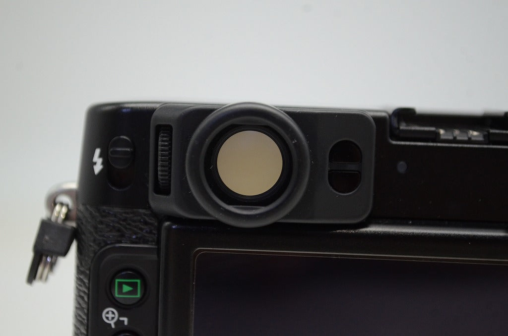 美品 FUJIFILM フジフィルム X20 デジタルカメラ ブラック 純正フード 元箱付 250930ae