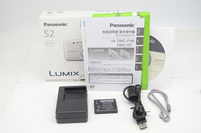 美品 Panasonic パナソニック LUMIX DMC-S2 コンパクトデジタルカメラ ホワイト 元箱付 251002b