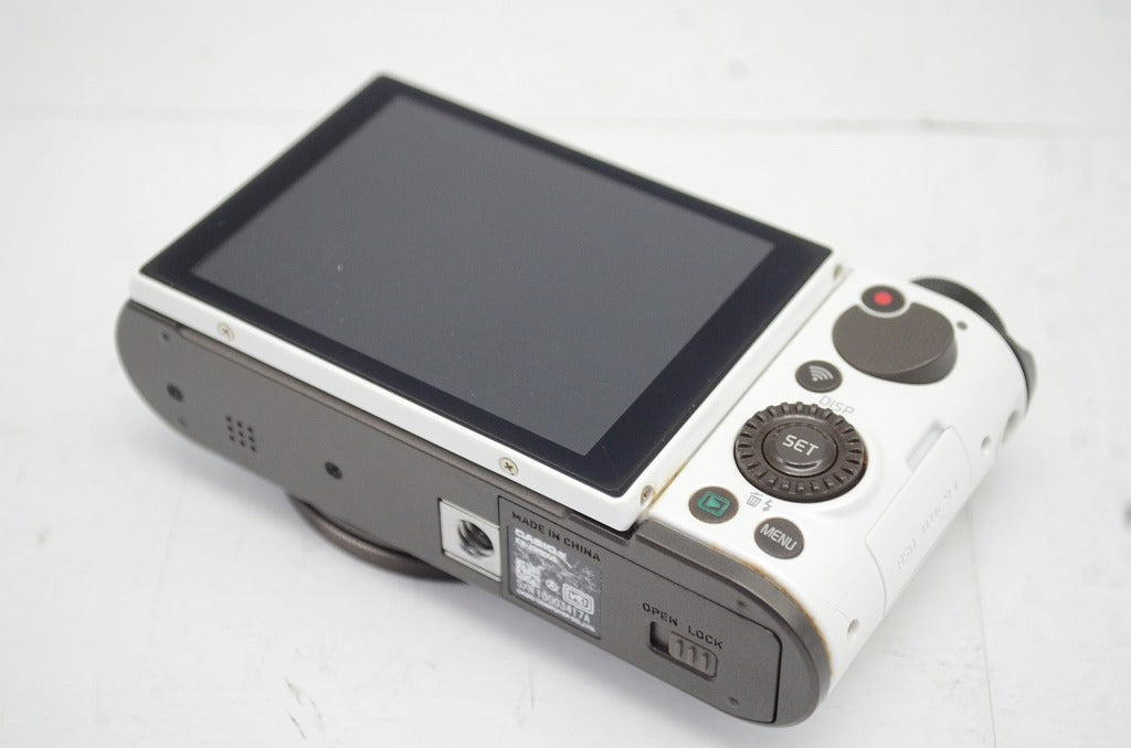 訳あり品 CASIO カシオ HIGH SPEED EXILIM EX-ZR3000 コンパクトデジタルカメラ ホワイト 元箱付 251002aa