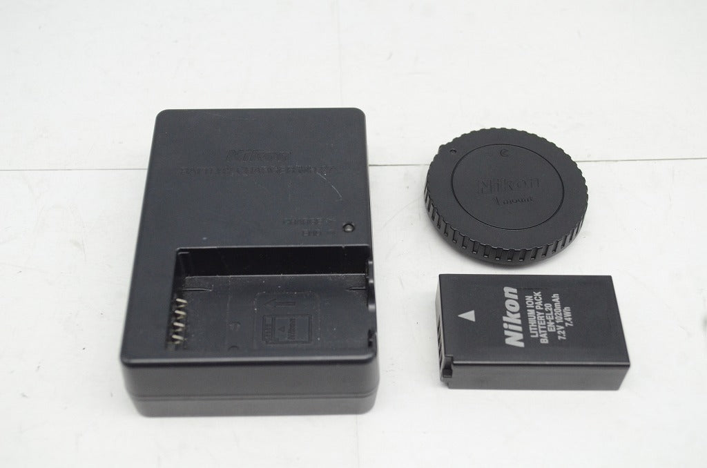 ジャンク品 Nikon ニコン 1 J2 ボディ ミラーレス一眼カメラ レッド 250930v