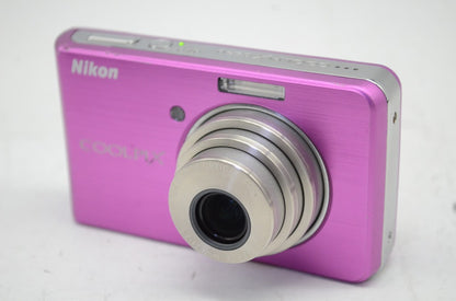 Nikon COOLPIX S520 Compact Digital Camera Magenta 250930al