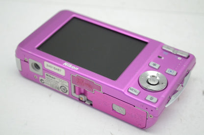 Nikon COOLPIX S520 Compact Digital Camera Magenta 250930al