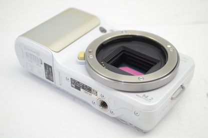 良品 SONY ソニー NEX-3 ボディ ミラーレス一眼カメラ ホワイト 元箱付 251003a