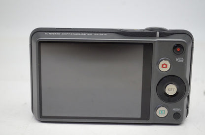 美品 CASIO カシオ EXILIM EX-ZR10 コンパクトデジタルカメラ シルバー 251001a