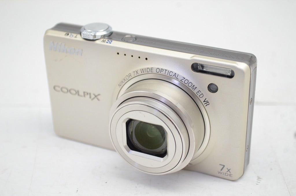 訳あり品 Nikon ニコン COOLPIX S6000 コンパクトデジタルカメラ シャンパンシルバー 250926v