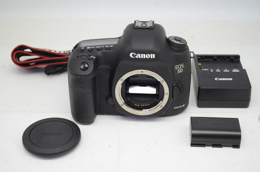 良品 Canon キヤノン EOS 5D MARK III ボディ デジタル一眼レフカメラ 251002x