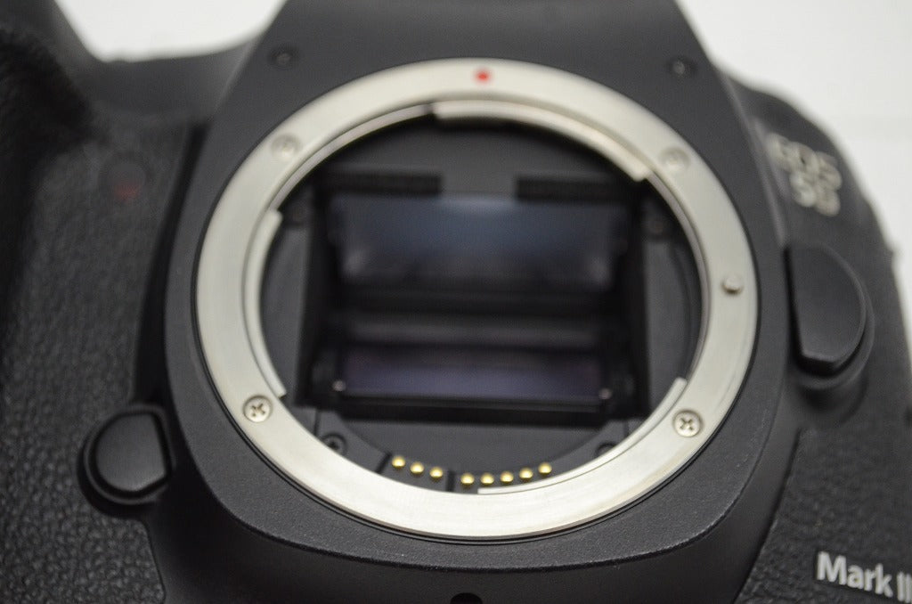 良品 Canon キヤノン EOS 5D MARK III ボディ デジタル一眼レフカメラ 251002x