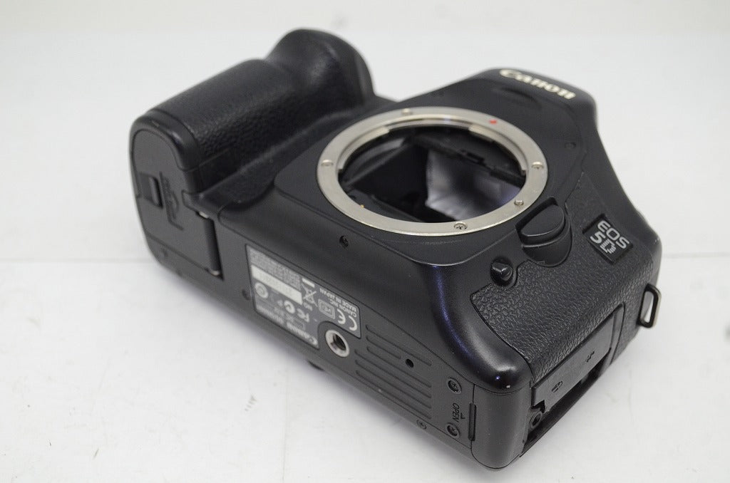 Canon キヤノン EOS 5D ボディ デジタル一眼レフカメラ 251002n
