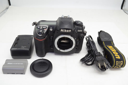 Nikon ニコン D200 ボディ デジタル一眼レフカメラ 251002k