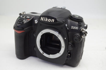 Nikon ニコン D200 ボディ デジタル一眼レフカメラ 251002k