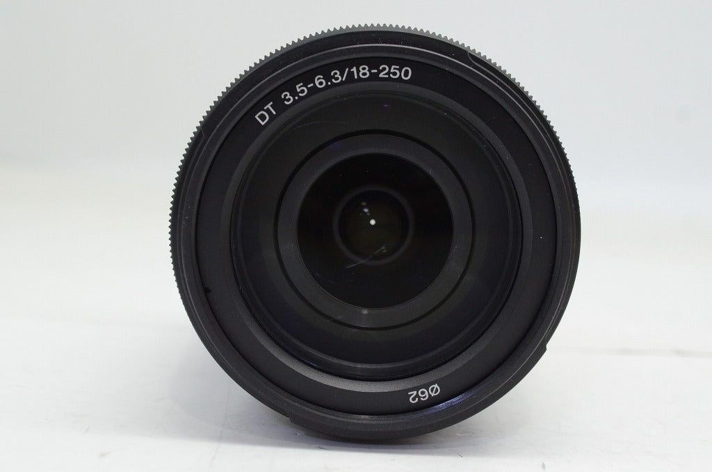 SONY ソニー DT 18-250mm F3.5-6.3 SAL18250 MINOLTA αマウント APS-C ズームレンズ 元箱付 251003w