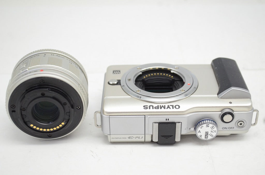訳あり品 OLYMPUS PEN Lite E-PL1 + M.ZUIKO DIGITAL 14-42mm レンズキット ミラーレス一眼 ゴールド 元箱付 251003q