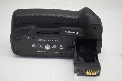 良品 Canon キヤノン バッテリーグリップ BG-E18 EOS Kiss X8i EOS 8000D用 251003ag