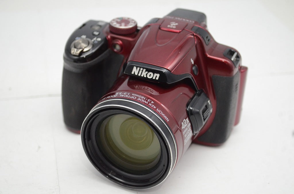Nikon ニコン COOLPIX P520 デジタルカメラ レッド 251002u