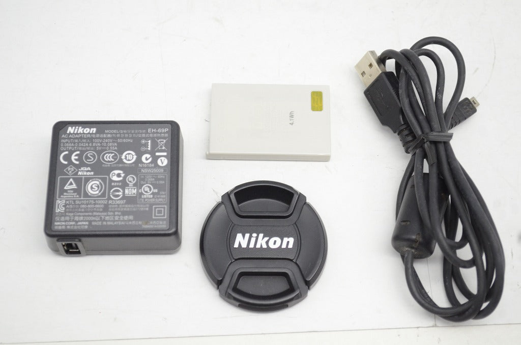 Nikon ニコン COOLPIX P520 デジタルカメラ レッド 251002u
