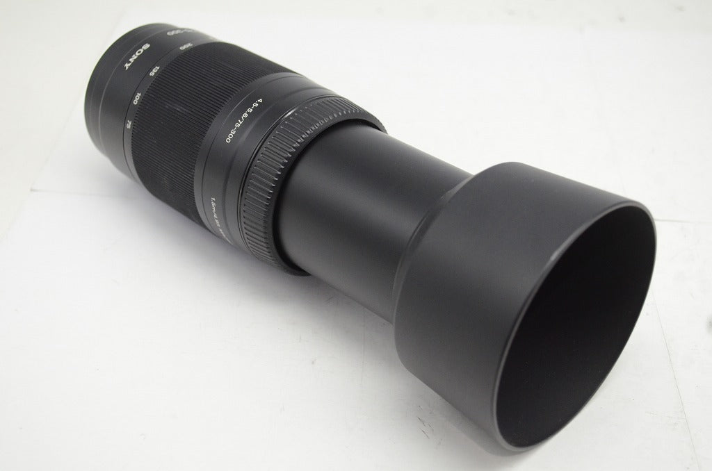 SONY ソニー AF 75-300mm F4.5-5.6 SAL75300 MINOLTA ミノルタ αマウント ズームレンズ フード付 251003z