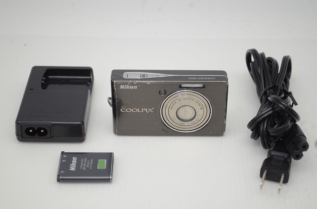 Nikon COOLPIX S510 Compact Digital Camera Urban Black 251215m