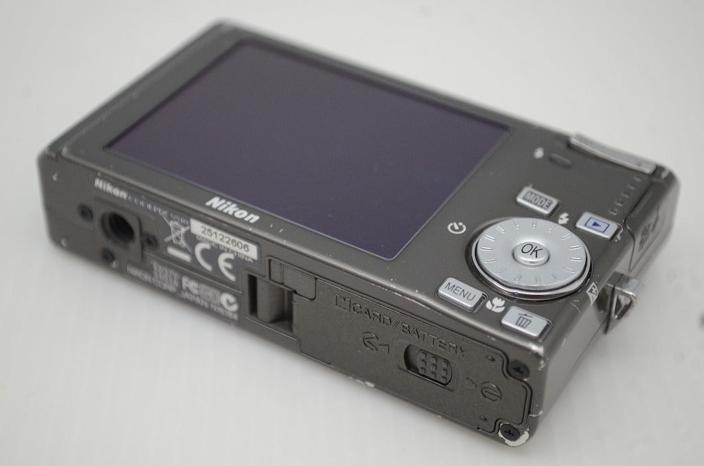 Nikon COOLPIX S510 Compact Digital Camera Urban Black 251215m