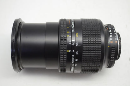 Nikon ニコン AF ZOOM NIKKOR 28-200mm F3.5-5.6D ズームレンズ フード付 251006g