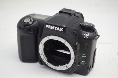 美品 PENTAX ペンタックス *ist D ボディ デジタル一眼レフカメラ 251006b