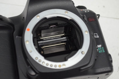 美品 PENTAX ペンタックス *ist D ボディ デジタル一眼レフカメラ 251006b
