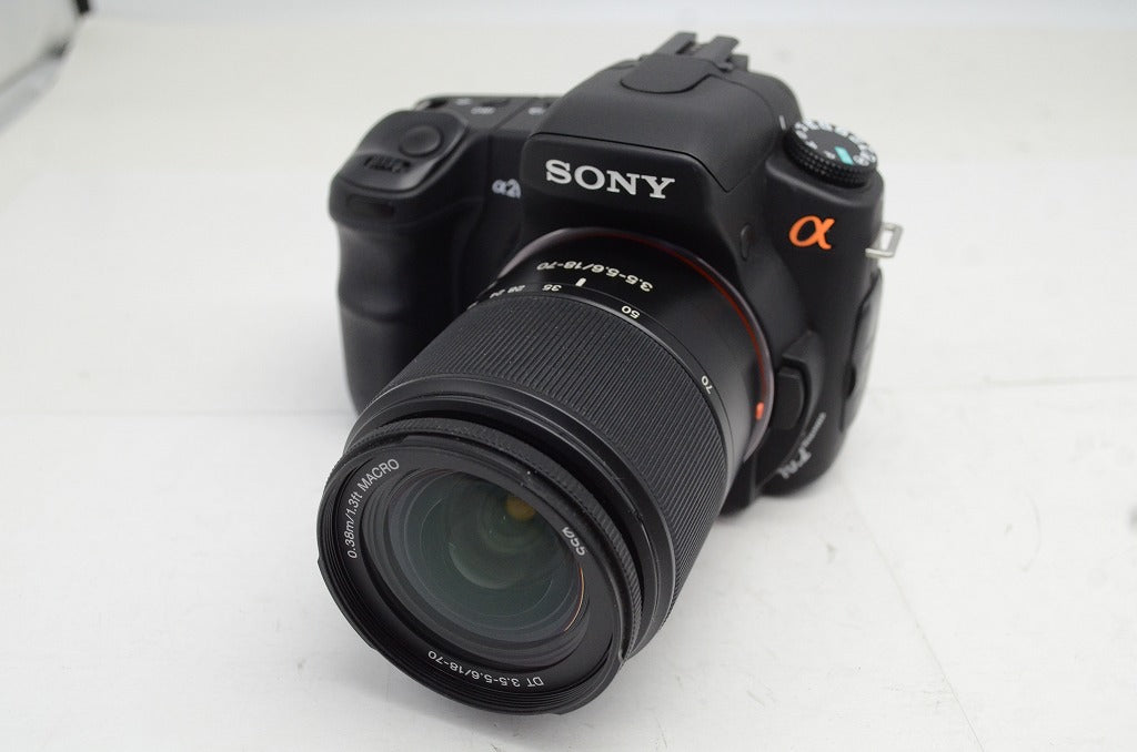 SONY ソニー α200 レンズキット DSLR-A200K (DT 18-70mm F3.5-5.6 SAL1870) デジタル一眼レフカメラ 251003y