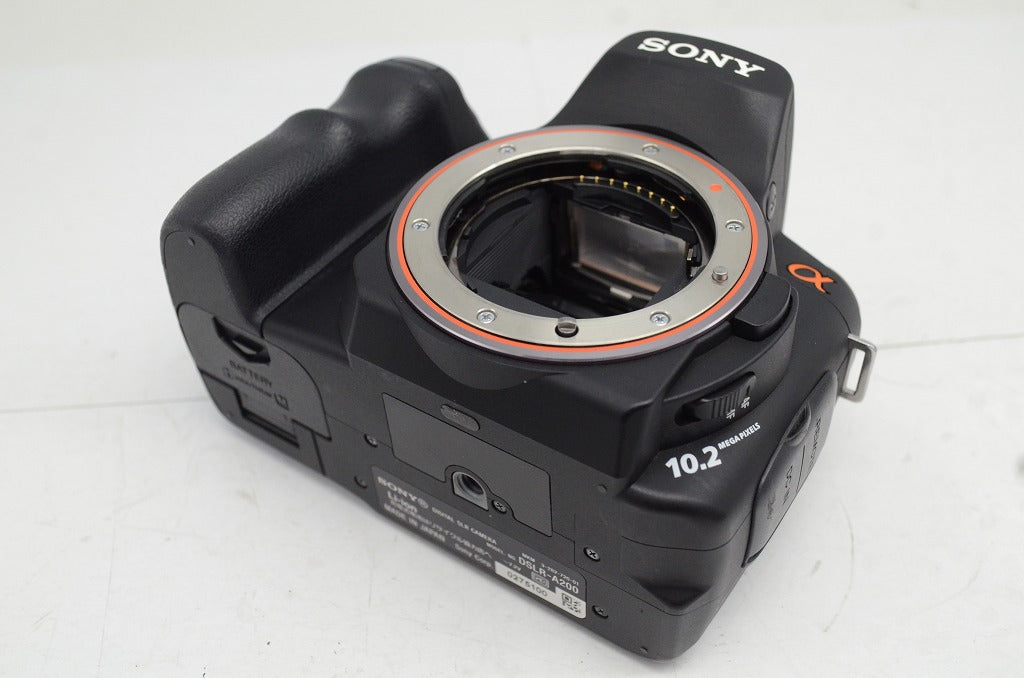 SONY ソニー α200 レンズキット DSLR-A200K (DT 18-70mm F3.5-5.6 SAL1870) デジタル一眼レフカメラ 251003y