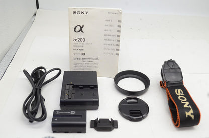 SONY ソニー α200 レンズキット DSLR-A200K (DT 18-70mm F3.5-5.6 SAL1870) デジタル一眼レフカメラ 251003y