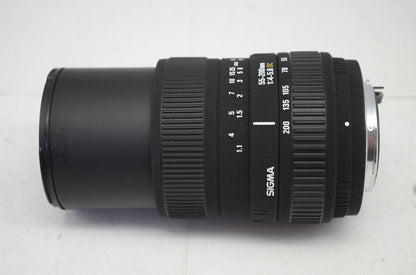 良品 SIGMA シグマ 55-200mm f4-5.6 DC PENTAX ペンタックス Kマウント APS-C ズームレンズ フード付 251006c
