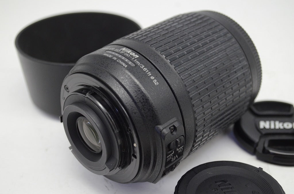 良品 Nikon ニコン AF-S DX NIKKOR 55-200mm F4-5.6G ED VR APS-C ズームレンズ フード付 251008u