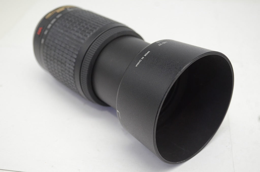 良品 Nikon ニコン AF-S DX NIKKOR 55-200mm F4-5.6G ED VR APS-C ズームレンズ フード付 251008u