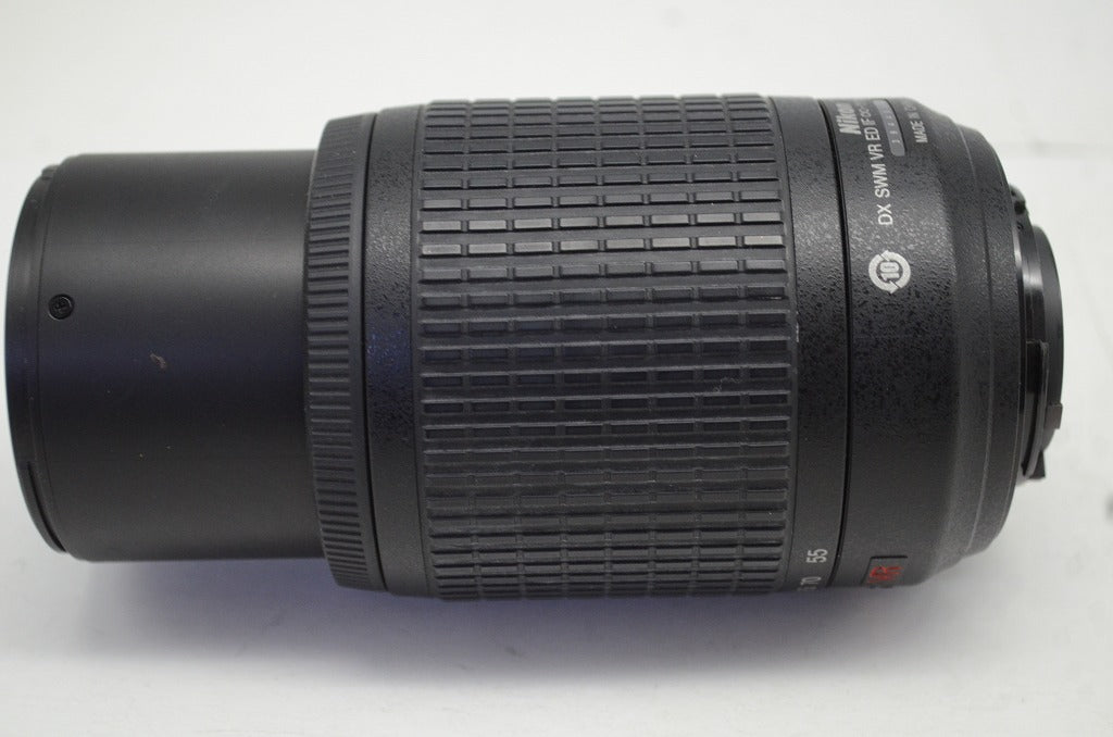 良品 Nikon ニコン AF-S DX NIKKOR 55-200mm F4-5.6G ED VR APS-C ズームレンズ フード付 251008u