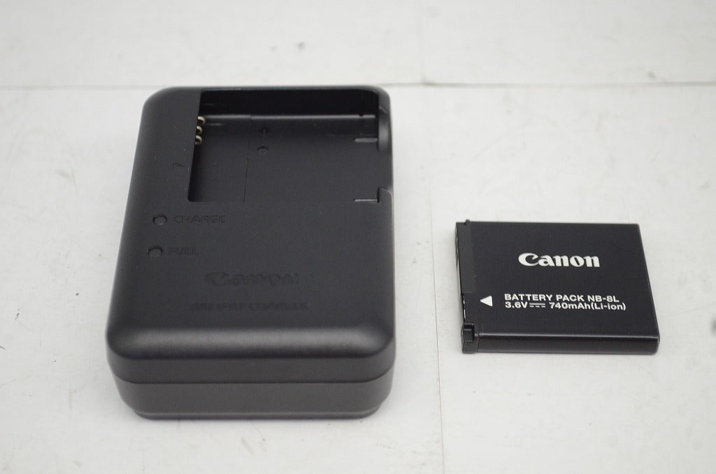 美品 Canon キヤノン PowerShot A3300 IS シルバー コンパクトデジタルカメラ 251008b