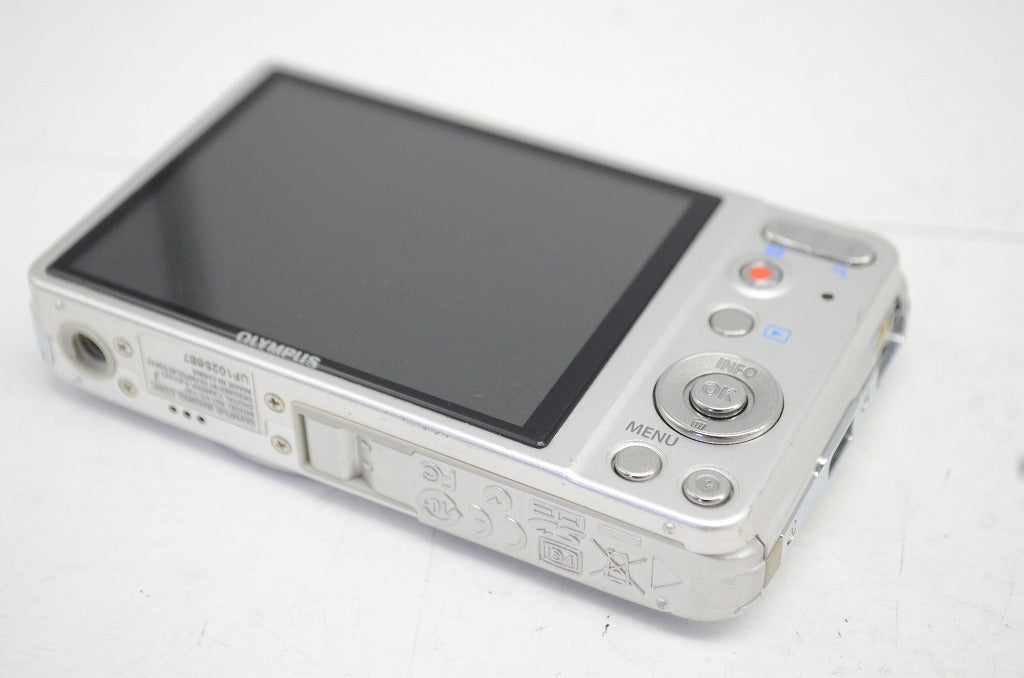訳あり品 OLYMPUS オリンパス VG-140 コンパクトデジタルカメラ シルバー 251008c