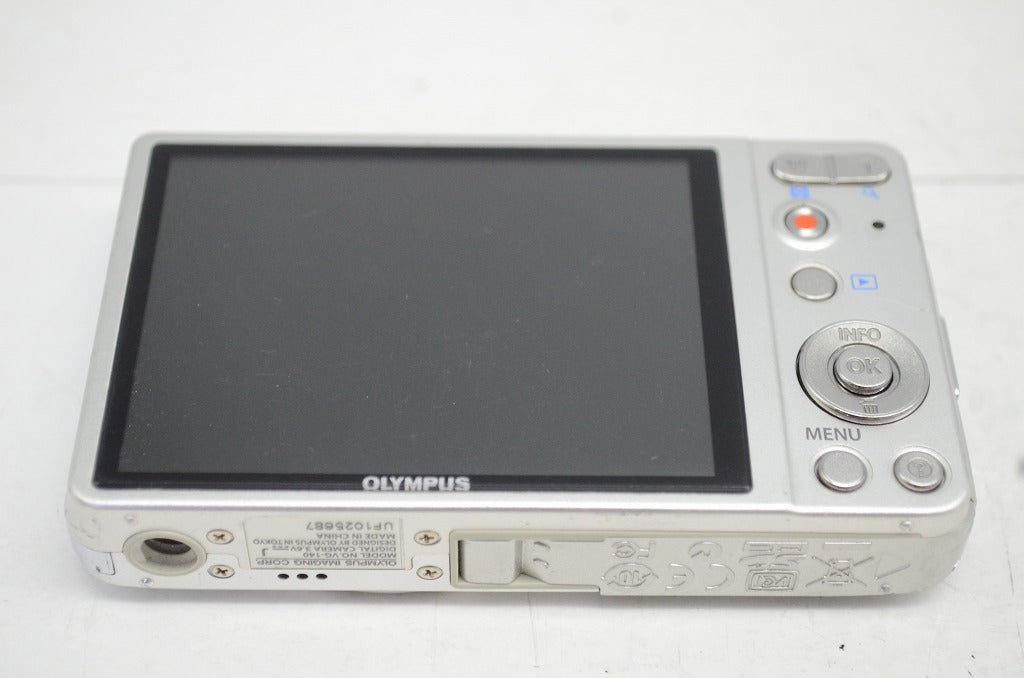 訳あり品 OLYMPUS オリンパス VG-140 コンパクトデジタルカメラ シルバー 251008c