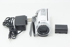 美品 JVC ケンウッド GZ-E600 デジタルビデオカメラ ホワイト 260812aj