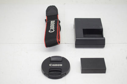 美品 Canon キヤノン EOS Kiss X10i ＋ EF-S 18-55 IS STM レンズキット デジタル一眼レフカメラ 251008e