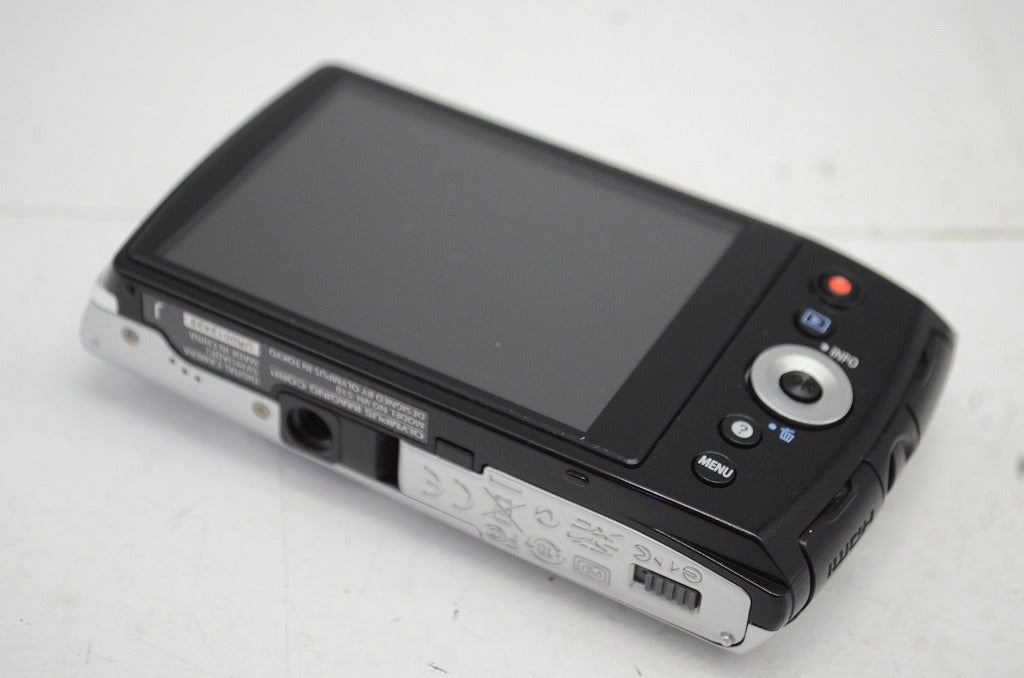 良品 OLYMPUS オリンパス VH-510 コンパクトデジタルカメラ シルバー 元箱付 251007d