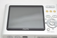 良品 FUJIFILM フジフィルム FinePix Z2 コンパクトデジタルカメラ ホワイト 240927k