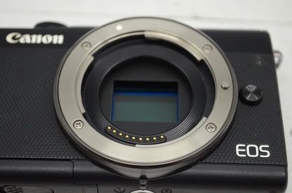 良品 Canon キヤノン EOS M100 + EF-M 15-45mm IS STM レンズキット ミラーレス一眼カメラ ブラック 251008g