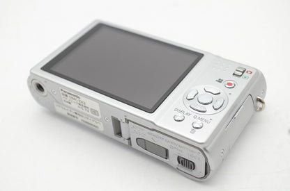美品 Panasonic パナソニック LUMIX DMC-ZX3 コンパクトデジタルカメラ シルバー 元箱付 250427t