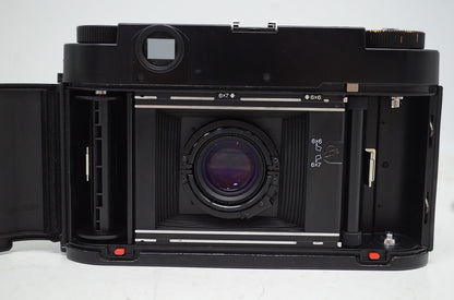 FUJIFILM フジフィルム GF670 Professional 中判カメラ 251015a