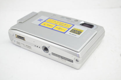 良品 SONY ソニー Cyber-shot DSC-T100 コンパクトデジタルカメラ シルバー 251009r