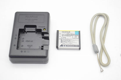 訳あり品 FUJIFILM フジフィルム FinePix F300EXR コンパクトデジタルカメラ シルバー 250507s