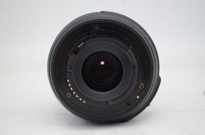 良品 Nikon ニコン AF-S DX NIKKOR 18-55mm F3.5-5.6G VR APS-C ズームレンズ 251008r