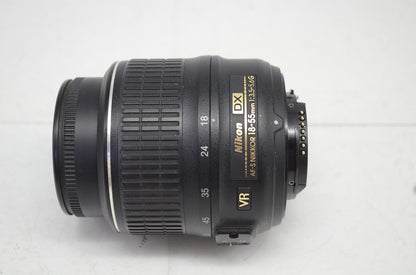 良品 Nikon ニコン AF-S DX NIKKOR 18-55mm F3.5-5.6G VR APS-C ズームレンズ 251008r