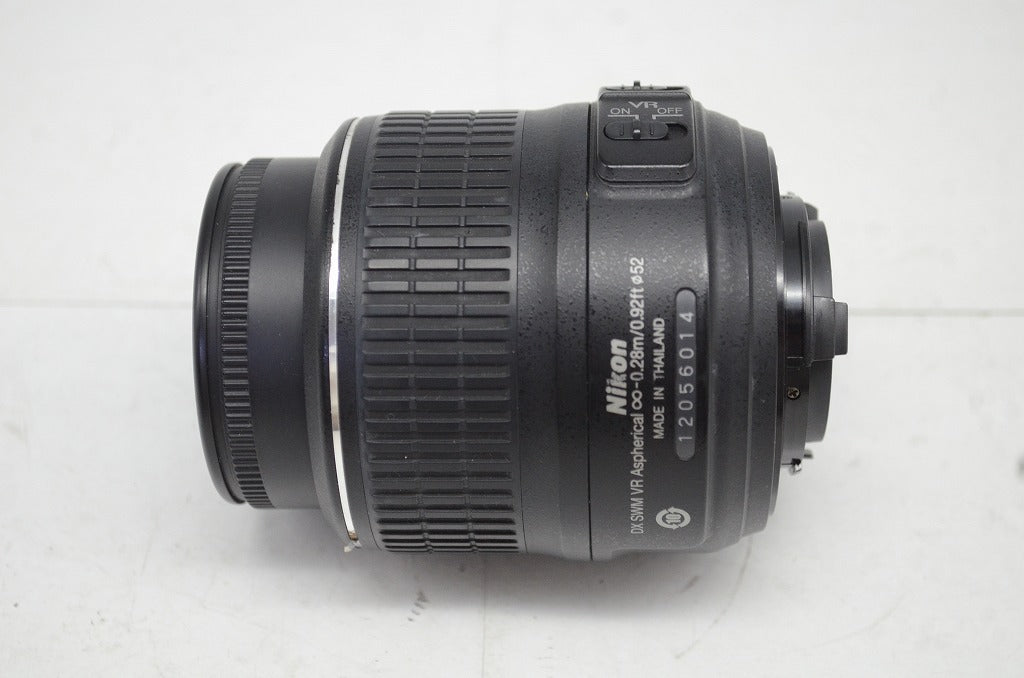 良品 Nikon ニコン AF-S DX NIKKOR 18-55mm F3.5-5.6G VR APS-C ズームレンズ 251008r