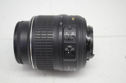 良品 Nikon ニコン AF-S DX NIKKOR 18-55mm F3.5-5.6G VR APS-C ズームレンズ 251008r